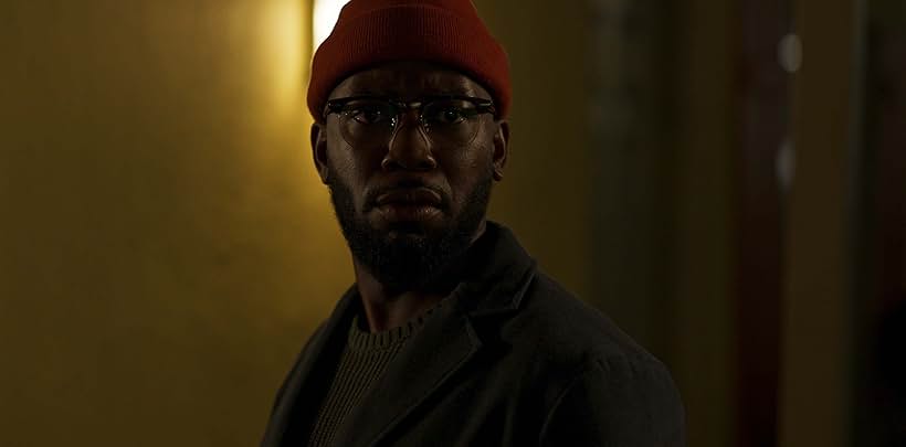 Lamorne Morris in Night Shift (2023)