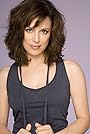 Alanna Ubach's primary photo Alanna Ubach's primary photo