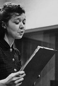 Primary photo for Estelle Mauffette