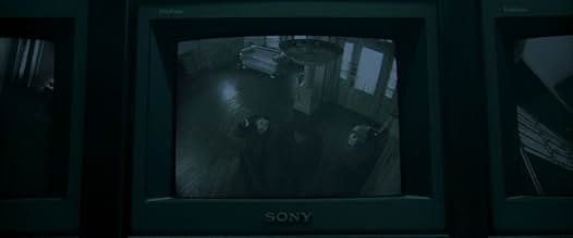 पोस्टर देखें