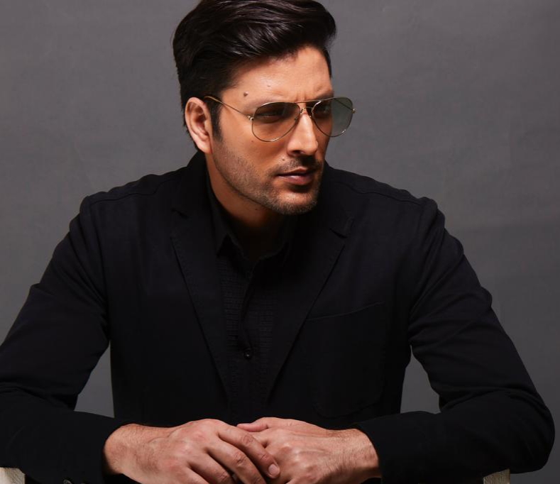 Dhoondh Legi Manzil Humein (2010)