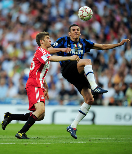 2009-2010 UEFA Champions League (2010)