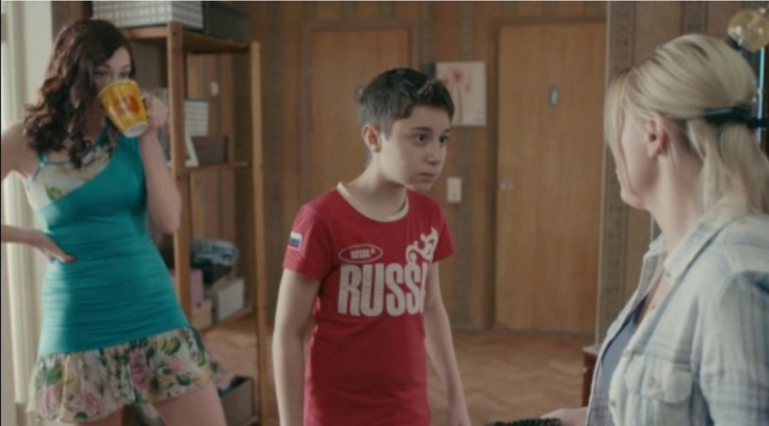 Eng katta eshak porno Bobo ozining yosh nabirasi pornosini sikadi