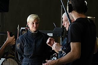 पोस्टर देखें