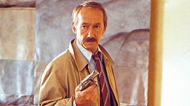 पोस्टर देखें