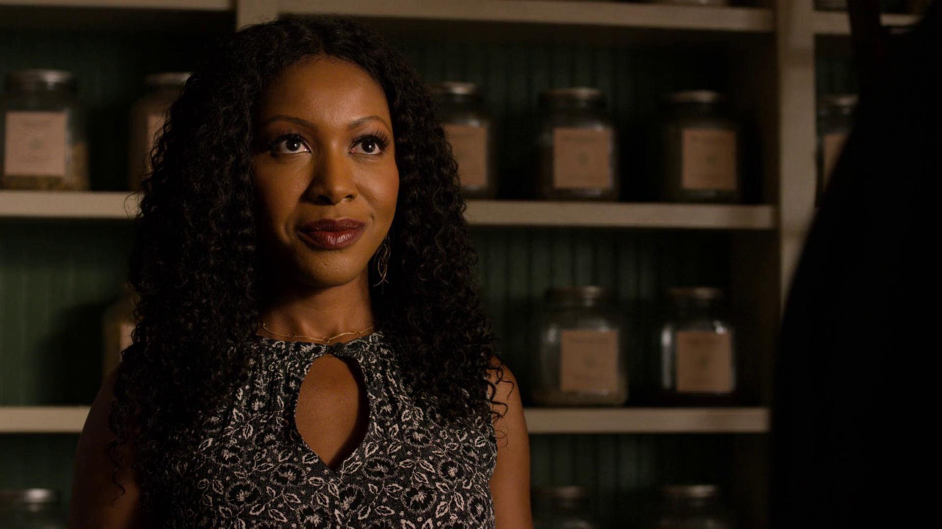 Luke Cage" I Get Physical (TV Episode 2018) - Gabrielle Dennis as Tilda  Johnson - IMDb