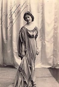 Primary photo for Isadora Duncan