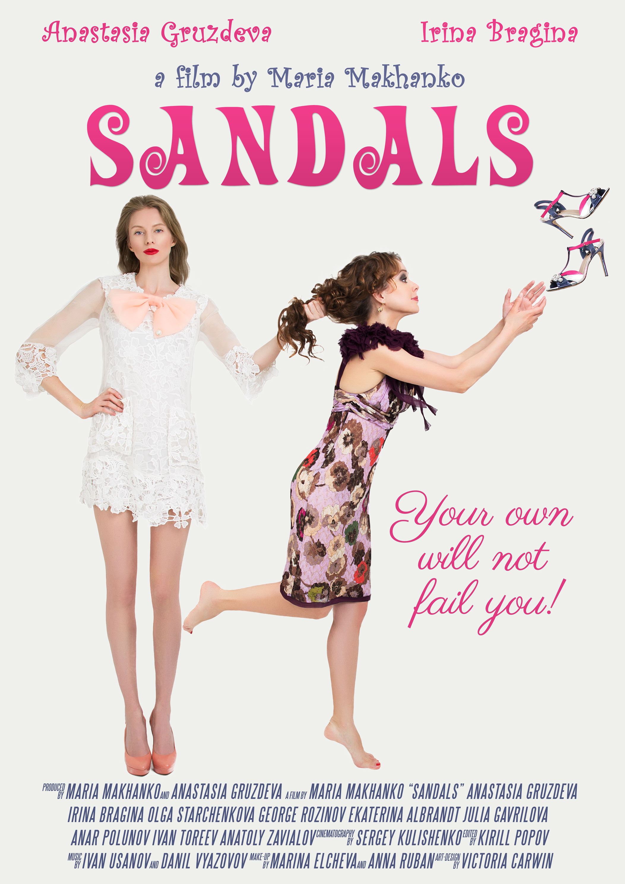 Ajablanarli darajada issiq godak Xanna Xilton vaginal penetratsiyadan oldin minut beradi. Tojikni yalagan mushukning uy qurilishi videosi