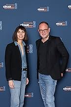 पोस्टर देखें