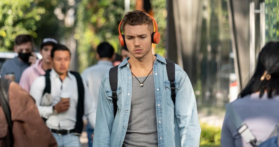 Straight (2023) - IMDb