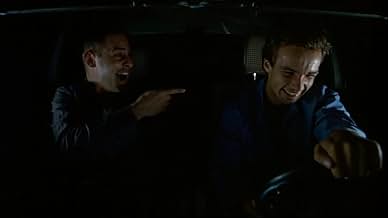 पोस्टर देखें