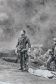 貴重The American Experience in Vietnam ナム戦 The American Experience in Vietnam: Dougan, Clark; and Weiss