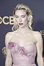 Vanessa Kirby's primary photo Vanessa Kirby's primary photo