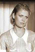 Shamaxan malikasi xxx mushuk ustida opish