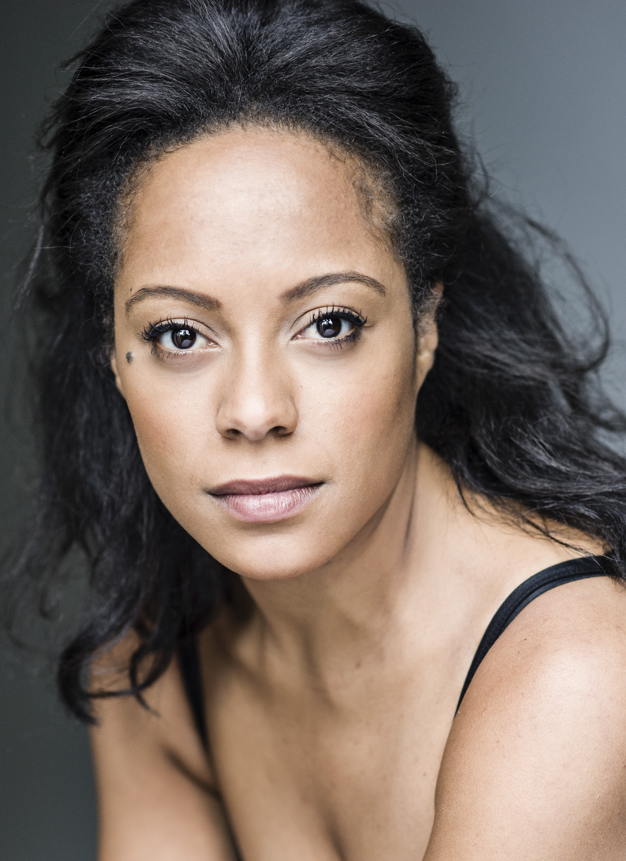Rosalind Eleazar(01)
