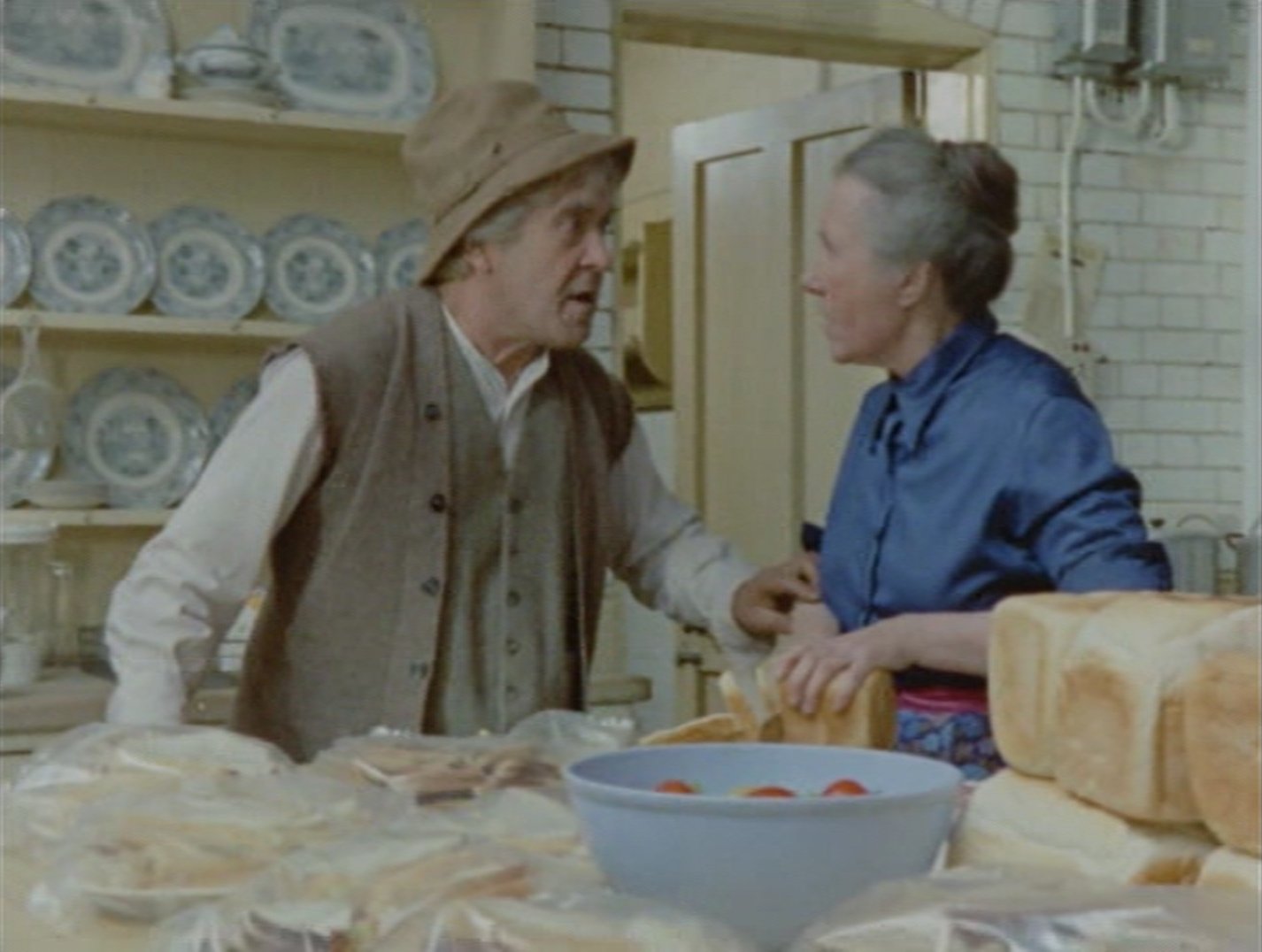 Peter Butterworth and Gwen Nelson in Catweazle (1970)