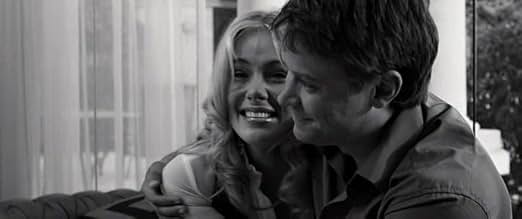 पोस्टर देखें