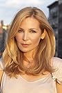 Jennifer Westfeldt's primary photo Jennifer Westfeldt's primary photo