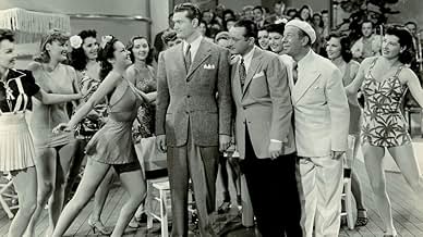 पोस्टर देखें