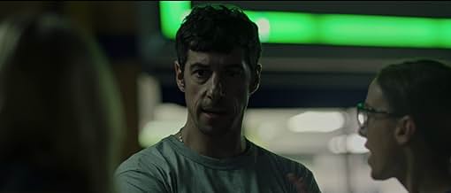 पोस्टर देखें