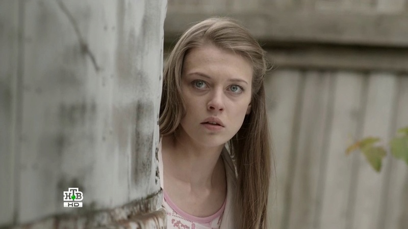 Porno dick yaqin planda qinga kiradi Porno tomosha qildim