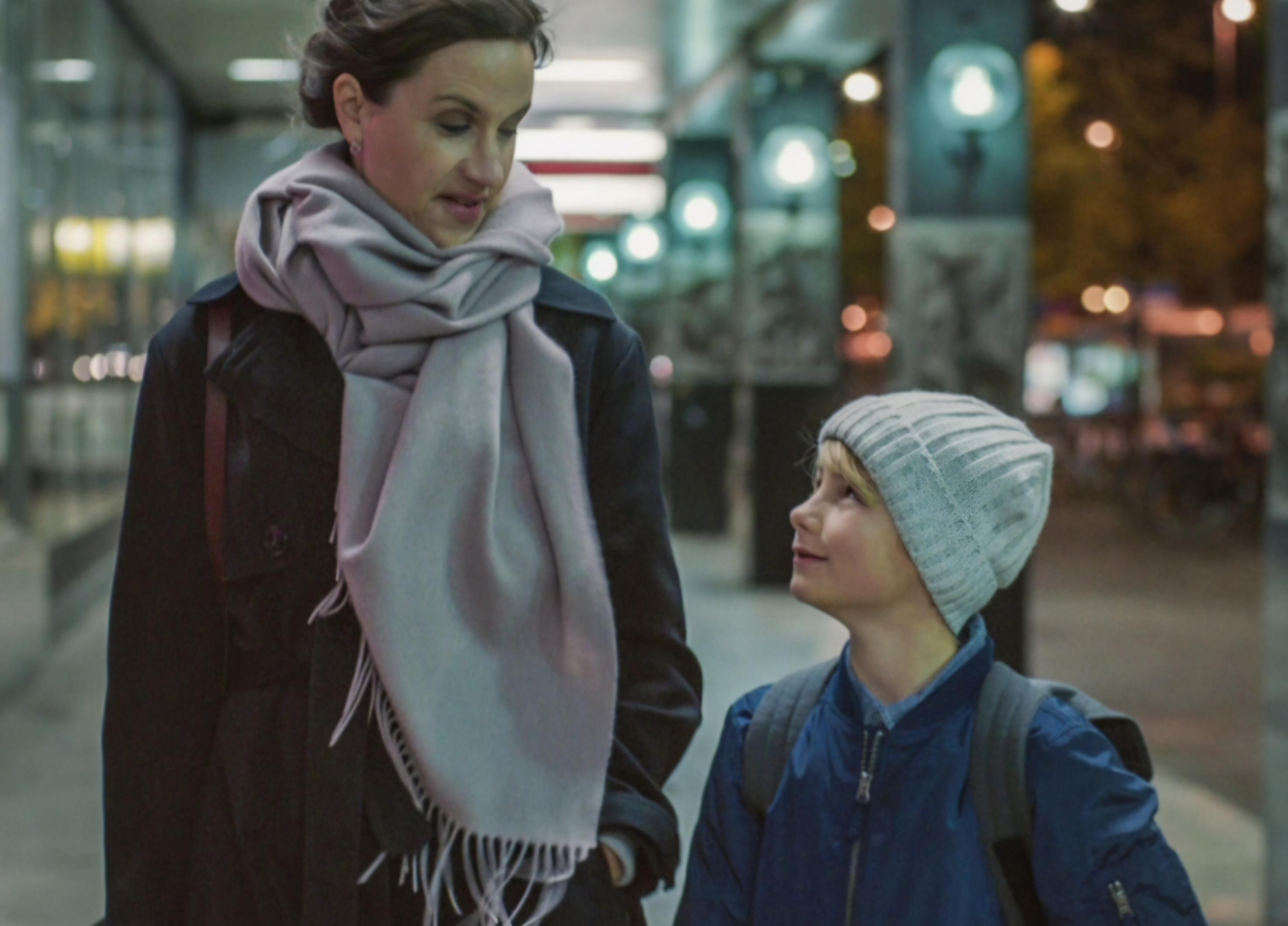 Plajda jinsiy aloqa uchun video Spermatozoidlarni yutish