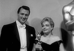 पोस्टर देखें