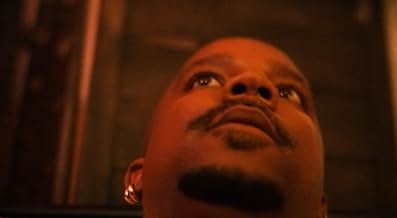 पोस्टर देखें