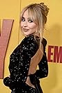 Sabrina Carpenter's primary photo Sabrina Carpenter's primary photo