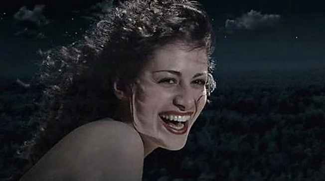 Xarkovdagi erotik yalangoch fotosuratlar Busty semiz qiz sikish