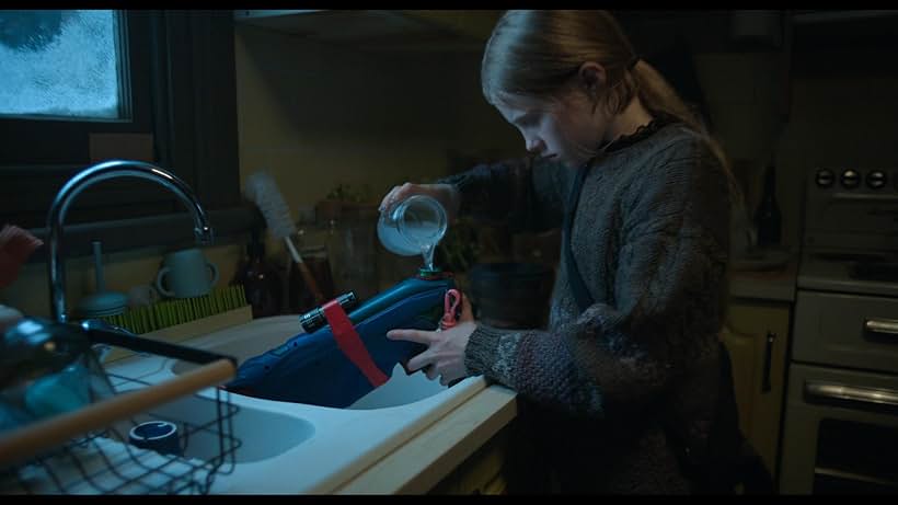 Alyla Browne in Sting (2024)