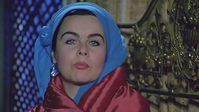 Egri figuralar sikildi