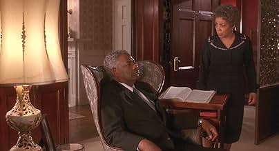 पोस्टर देखें