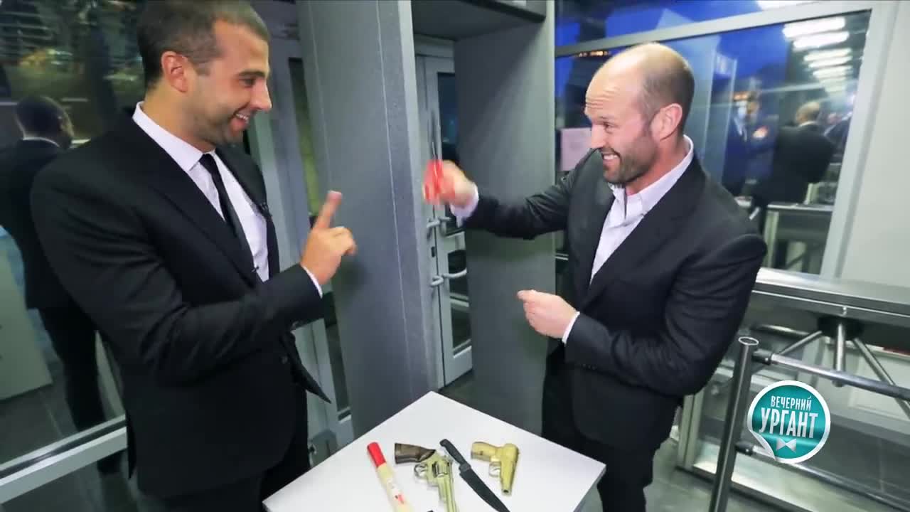 Chet jismlardan foydalangan holda jinsiy aloqa Onam oglining qolini chiqardi