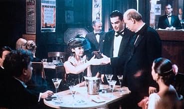 Шай Леони душта жалаңаш Гинекологтың порно видео фотосы