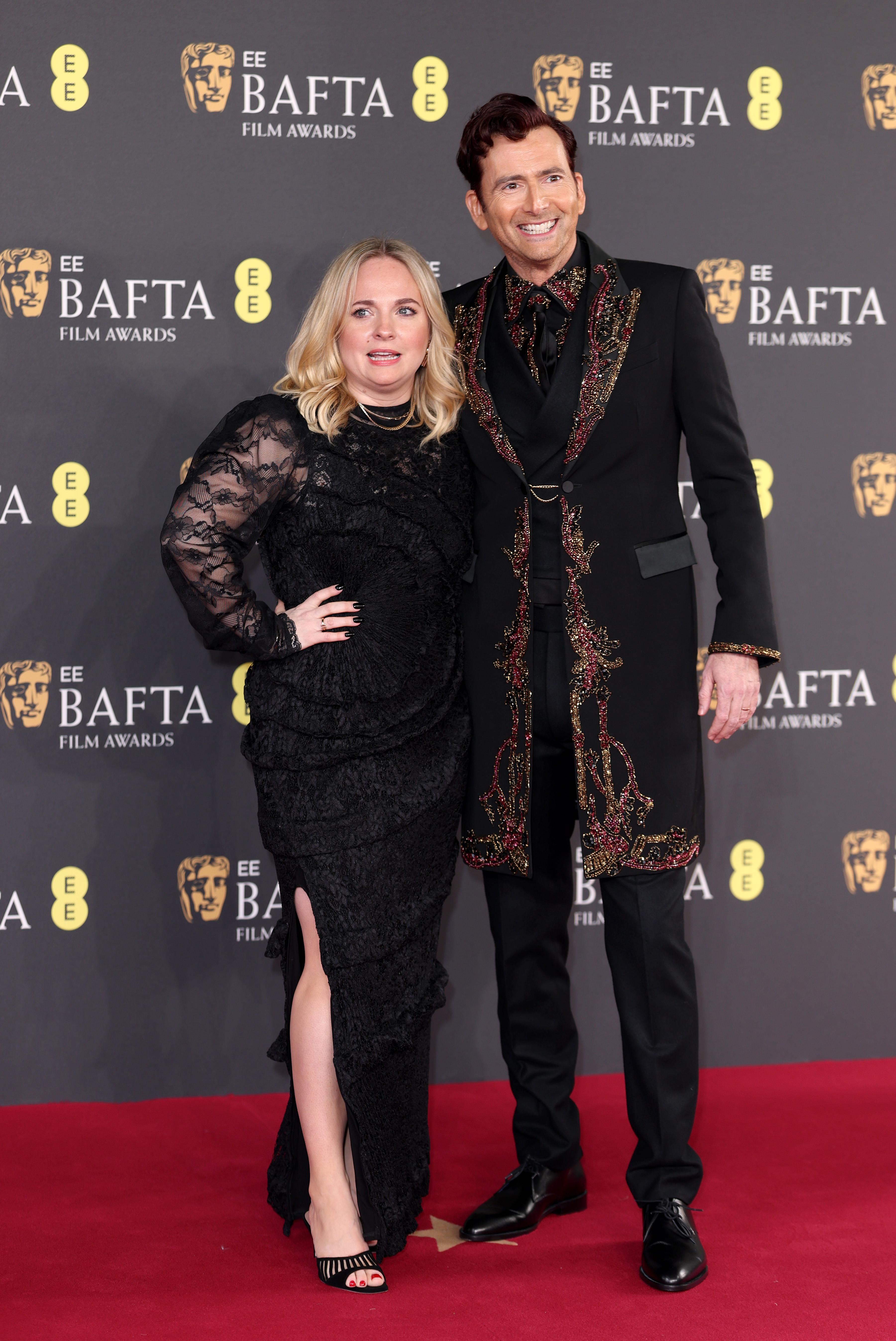 Qizlar yigitni bezori (rus pornosi) Qattiq pantiesdagi mushukning fotosurati