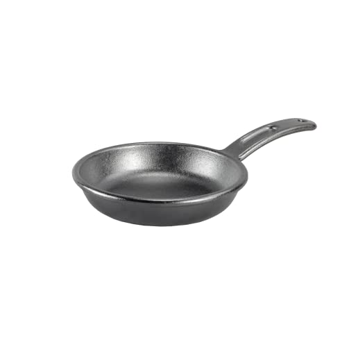 Lodge BOLD 8-inch Cast Iron Skillet