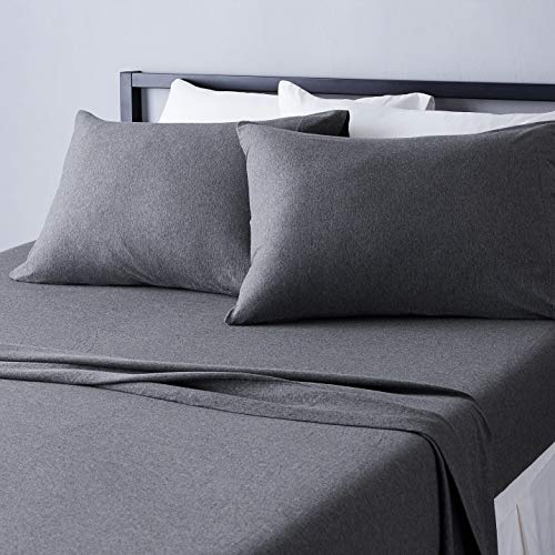 Amazon Basics Juego de sábanas, 4 piezas, tela de punto 100% algodón, suaves, incluye encimera, bajera, funda de almohada, matrimonial, gris oscuro, liso