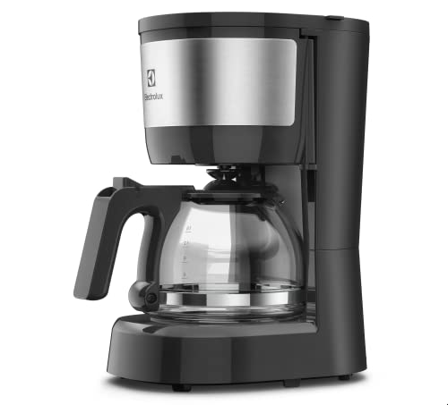 Electrolux Cafeteira Elétrica Inox filtro permanente removivel corta pingos capacidade 600ml 15 xicaras função manter aquecido sistema ECM10 220v