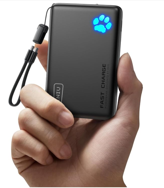 INIU Power Bank, 40% Más Pequeño 10000mAh Bateria Portátil, 45W Carga Rápida Pila Portatil con Cable USB C, Cargador Cortatil para Viajes Compatible con iPhone 17 16 Samsung Google iPad etc