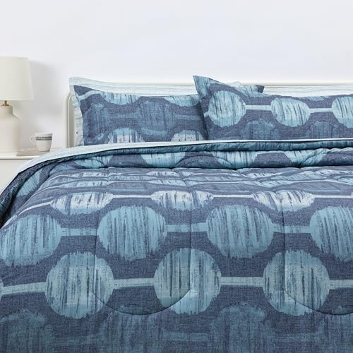 Amazon Basics Juego de edredón Ligero de Microfibra. 7 Piezas. Azul Marino. geométrico. King