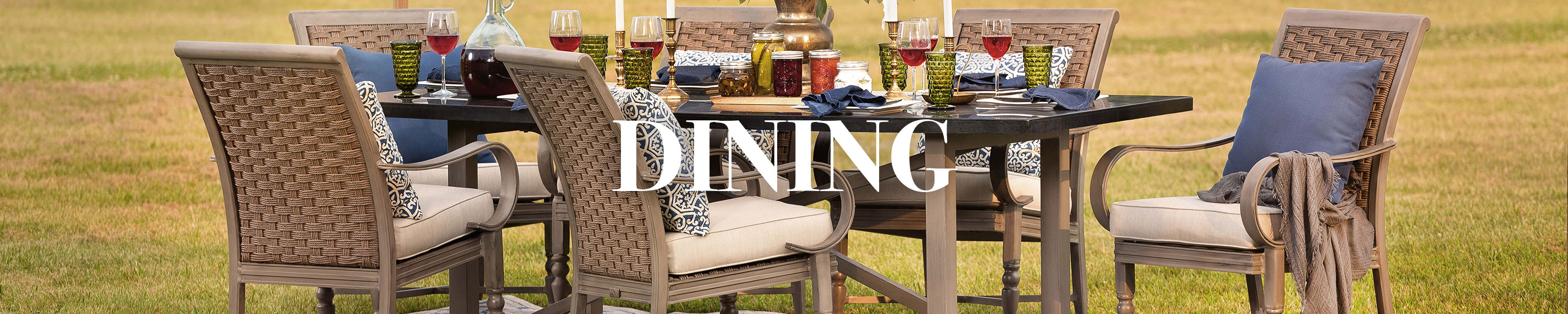 Blue Oak Outdoor Dining