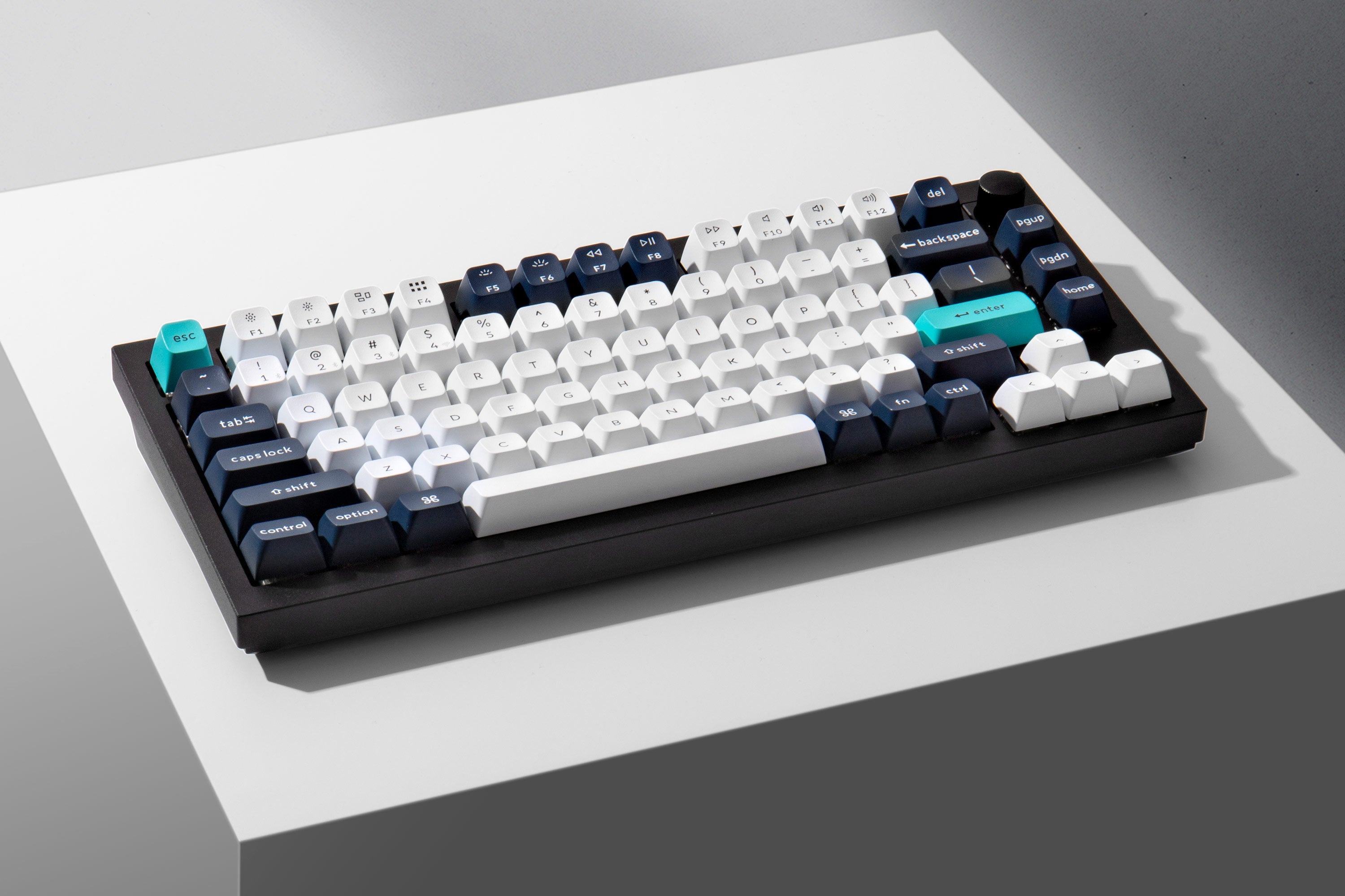 Keychron Q1 Max 75% ワイヤレスキーボード Keychron Q1 Max 75% Wireless Keyboard – Divinikey
