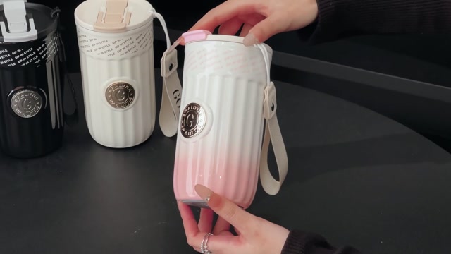 【ラスト1点】人気韓国限定スタバ　水筒　ステンレス 韓国スタバ】SS Stanley Pink Quencher Tumbler 1183ml