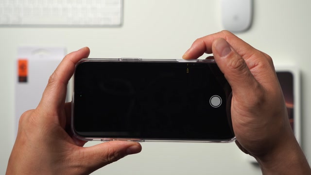 Amazon.co.jp: マイケルコース Iphoneケース