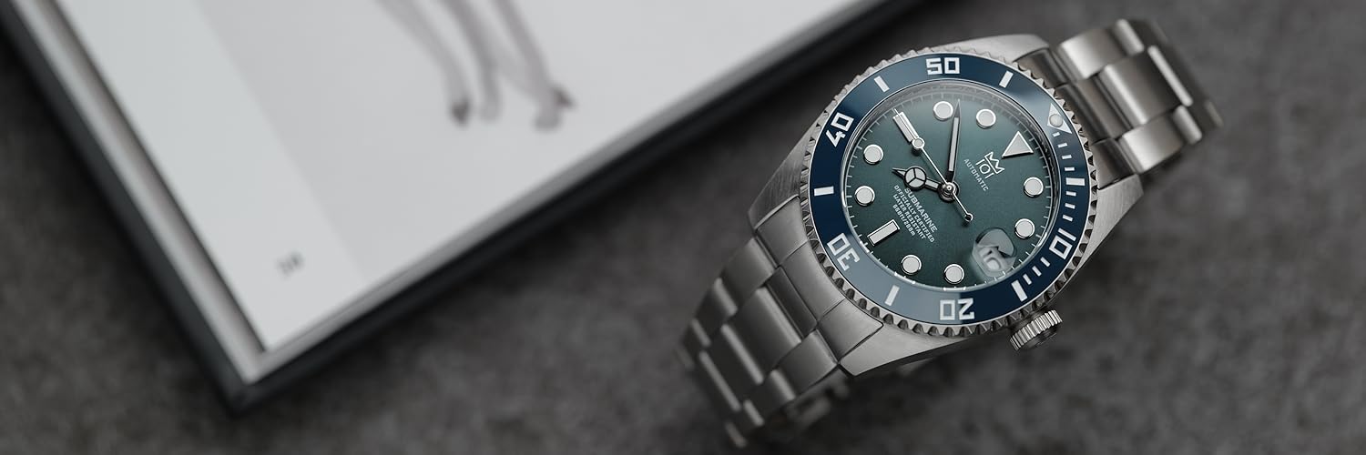 ひはな38 Hamilton Khaki Navy Scuba Quartz - H82211981 - 640 USD – The