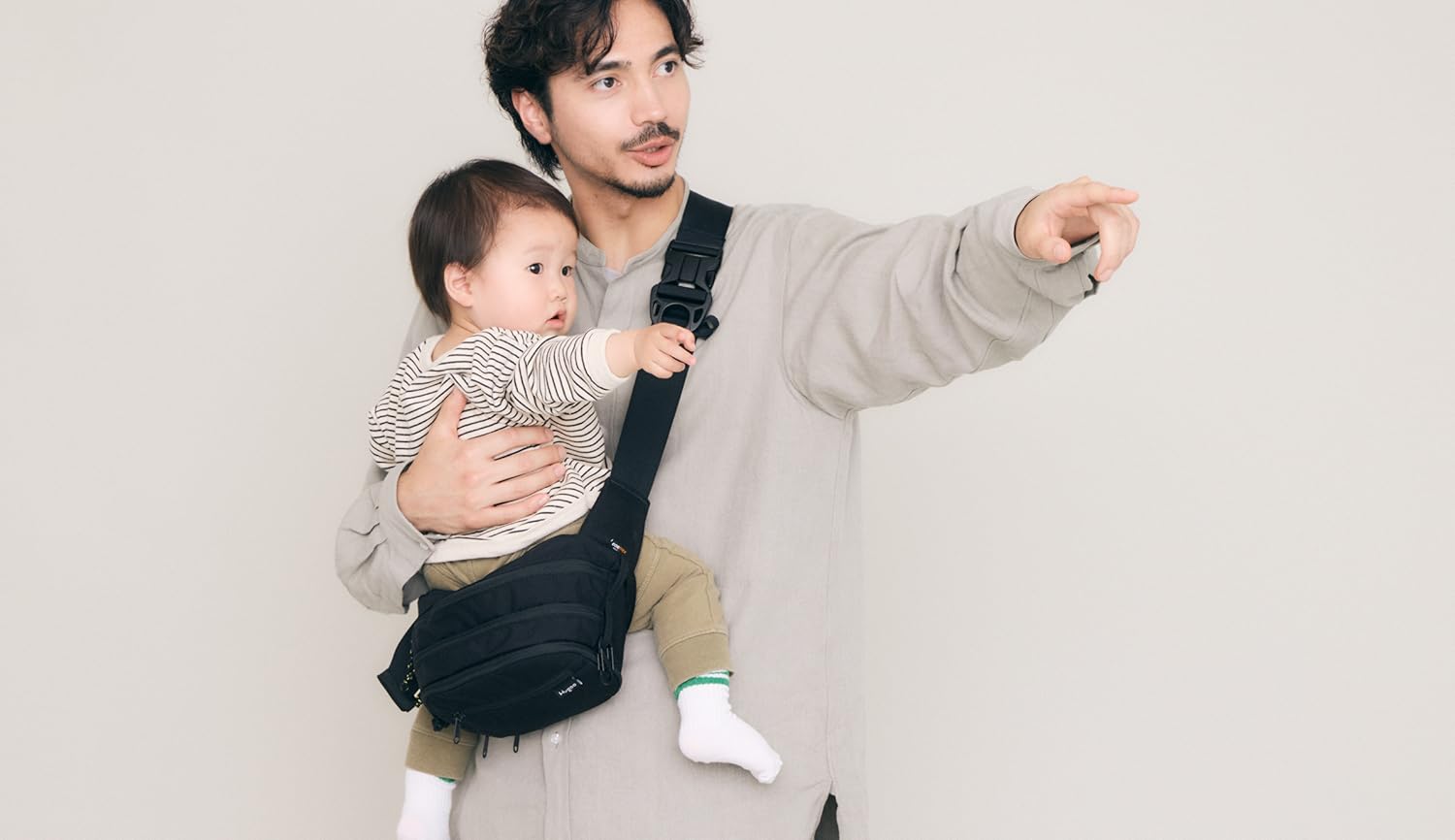 Hugoo ハグーヒップシート　ブラック　ショルダーバッグ Hugoo ヒップシート（ブラック）｜ Hugoo Hip Seat