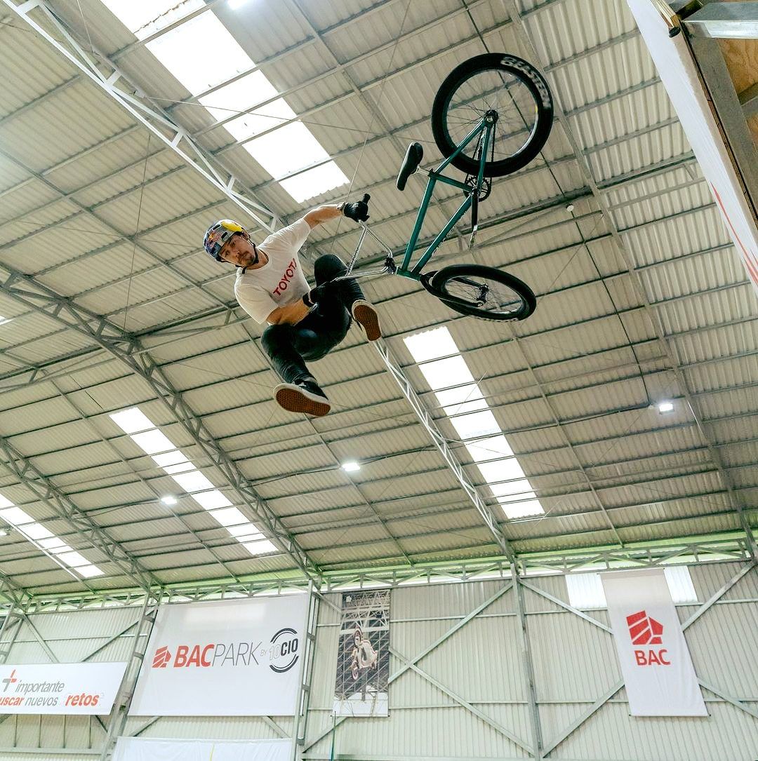 自転車本体 EASTERN BIKES The Super 73 Electric Motorbike – super73.jp