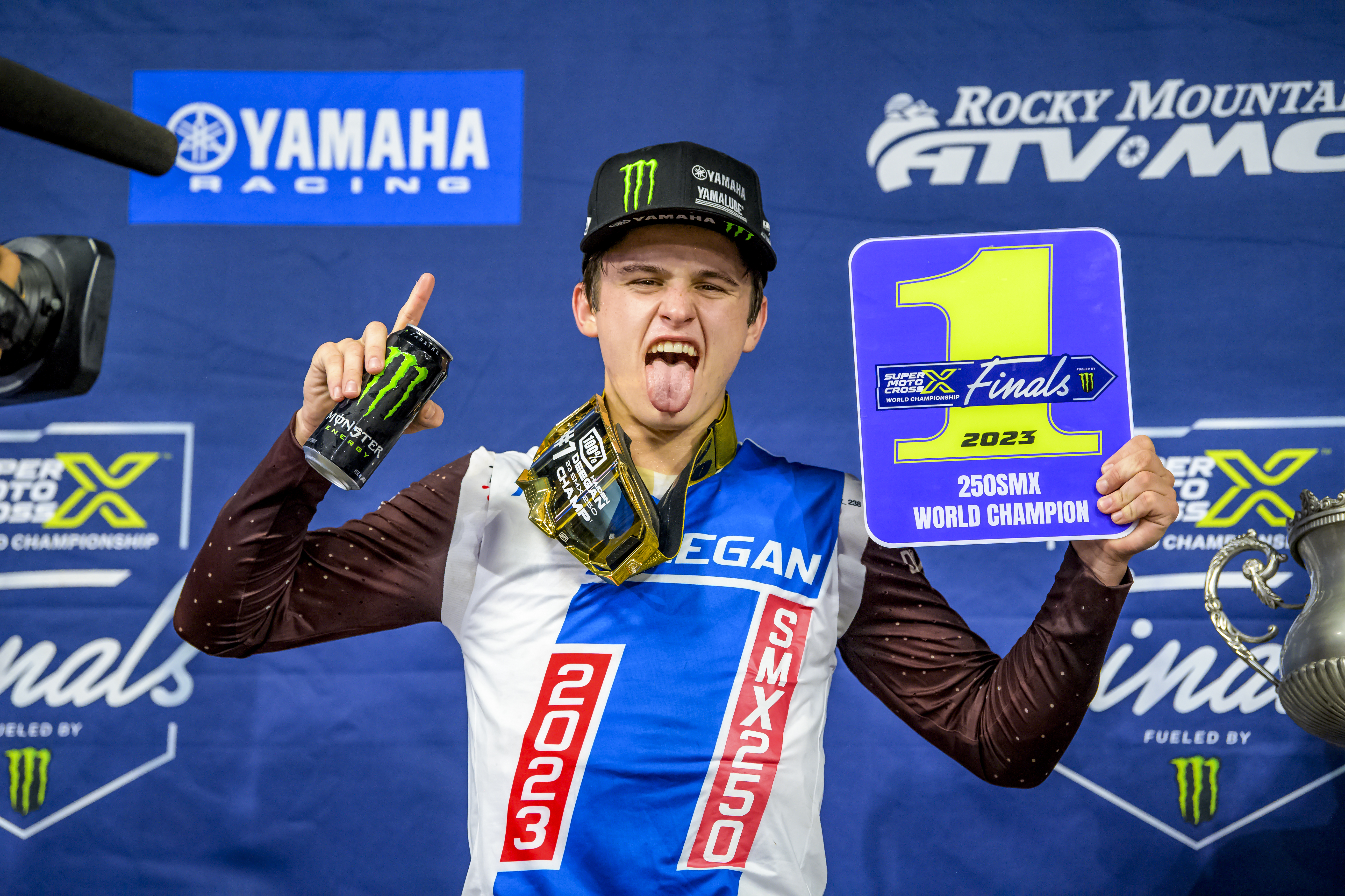 モンスターエナジーアメリカ版3ケースセット♡ MONSTER ENERGY まとめ買い 3ケース 送料無料 モンスター