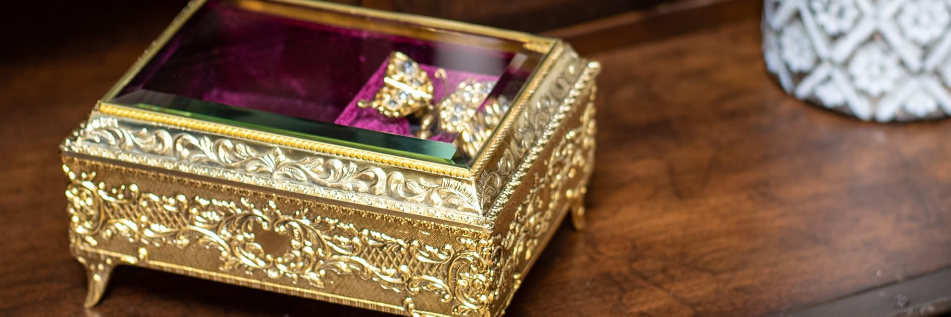 Splendid Music Box Company Animated Music Boxes